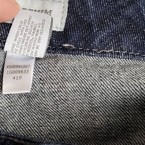 Chico's Platinum Size 1 (8) Ultimate Fit Crop Slim Fit Jean - Picture 6 of 8